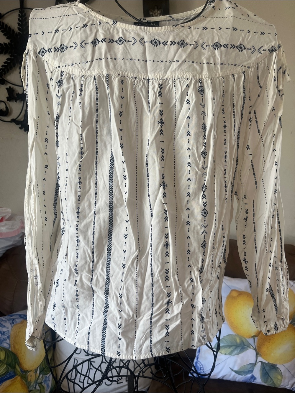 Wrangler Retro White Top with Navy Geometric Trim